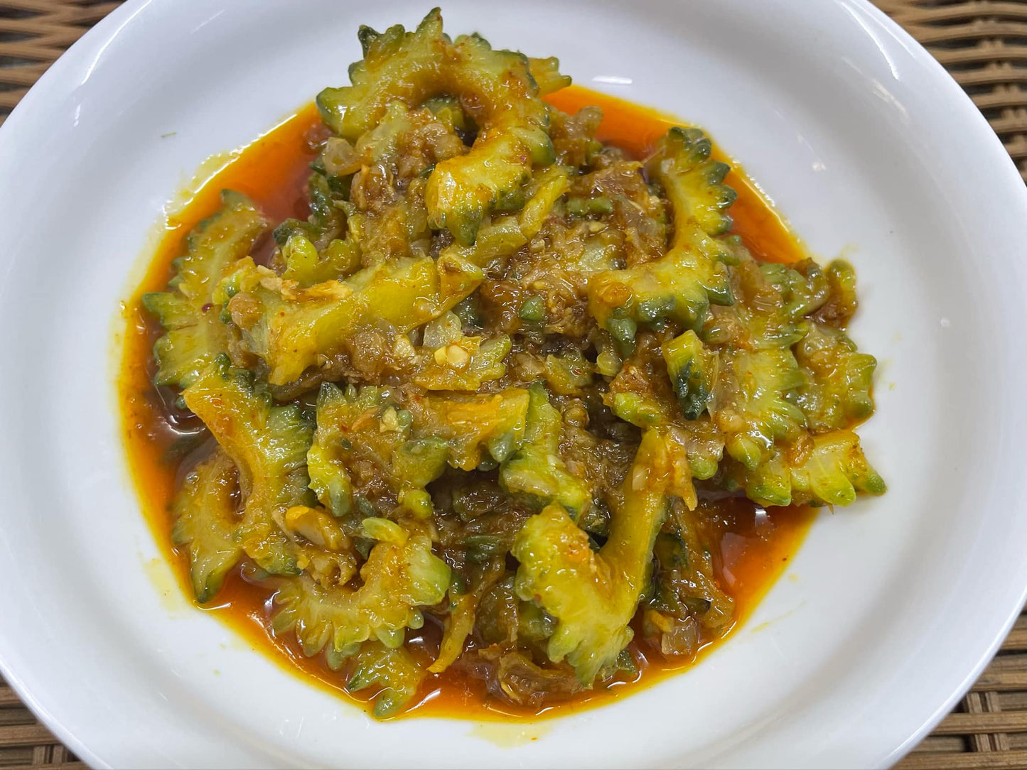 ငါးကြင်းချဉ်ဆီပြန် + ကြက်ဟင်းခါးသီးချက် (390g)