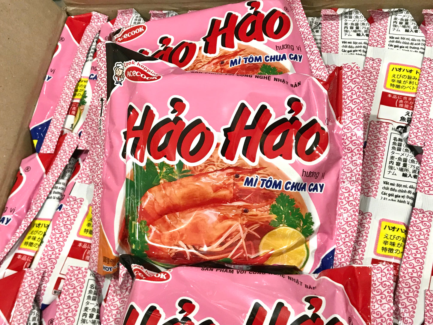 HAO HAO Hot Sour Shrimp Flavor Instant Noodle ハオハオ
