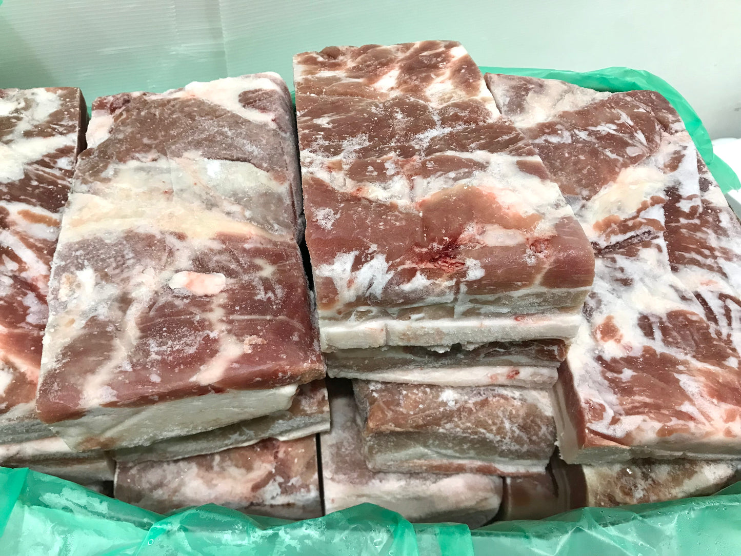 ဝက်သုံးထပ်သား Pork Belly