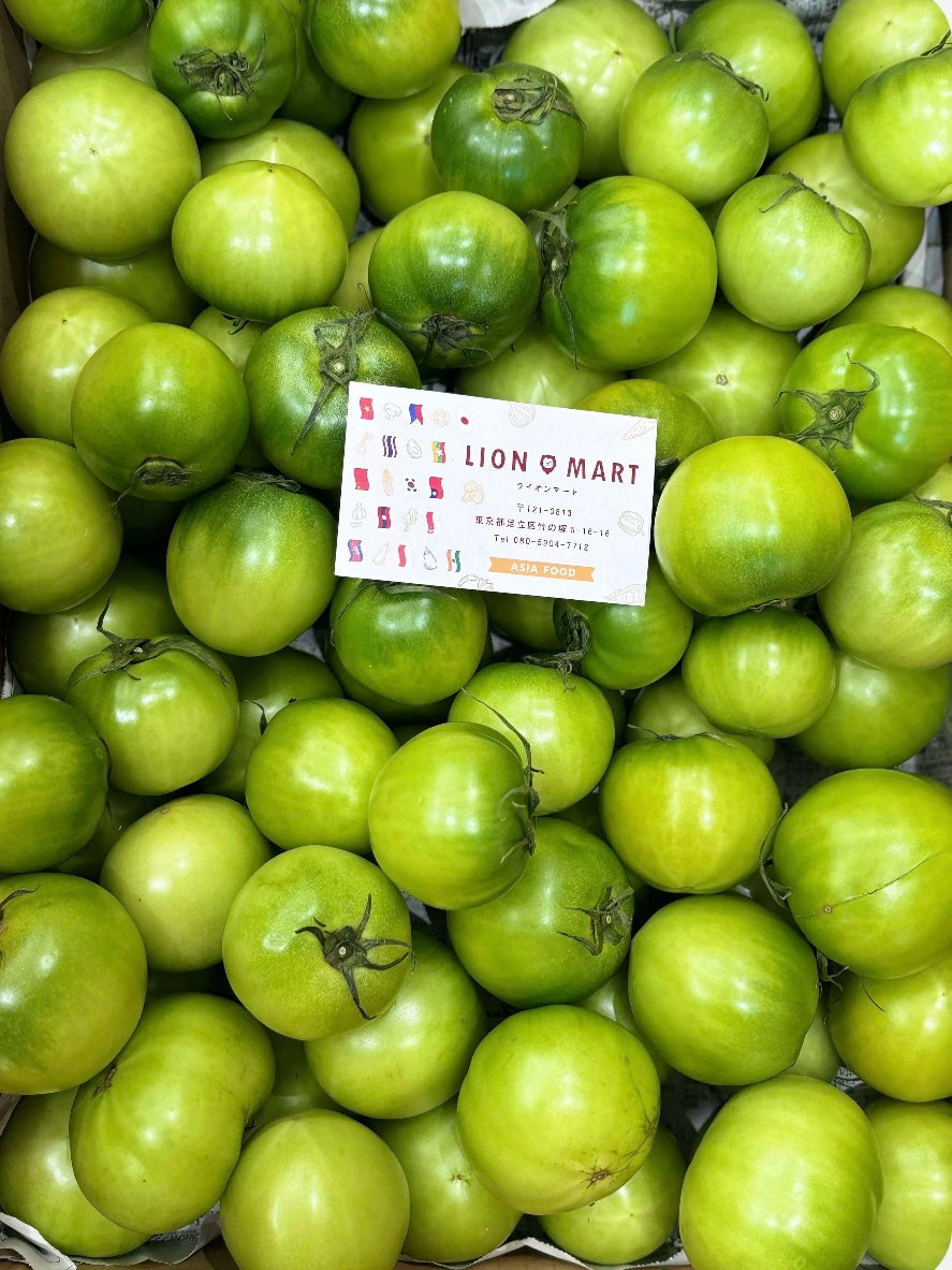 ခရမ်းချဉ်သီးစိမ်း Green Tomato