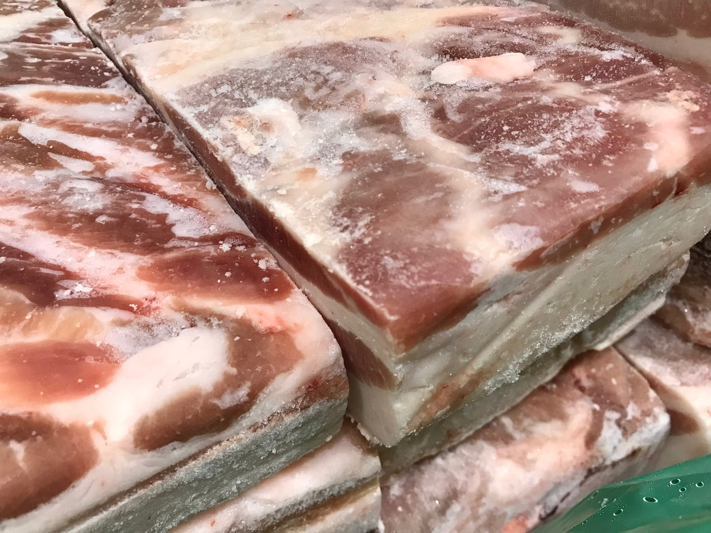 ဝက်သုံးထပ်သား Pork Belly