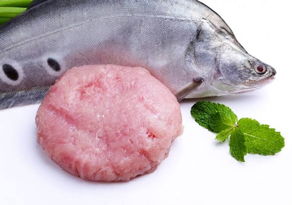 ငါးဖယ်အစိမ်း Frozen Featherback Paste 魚ペースト(300g)