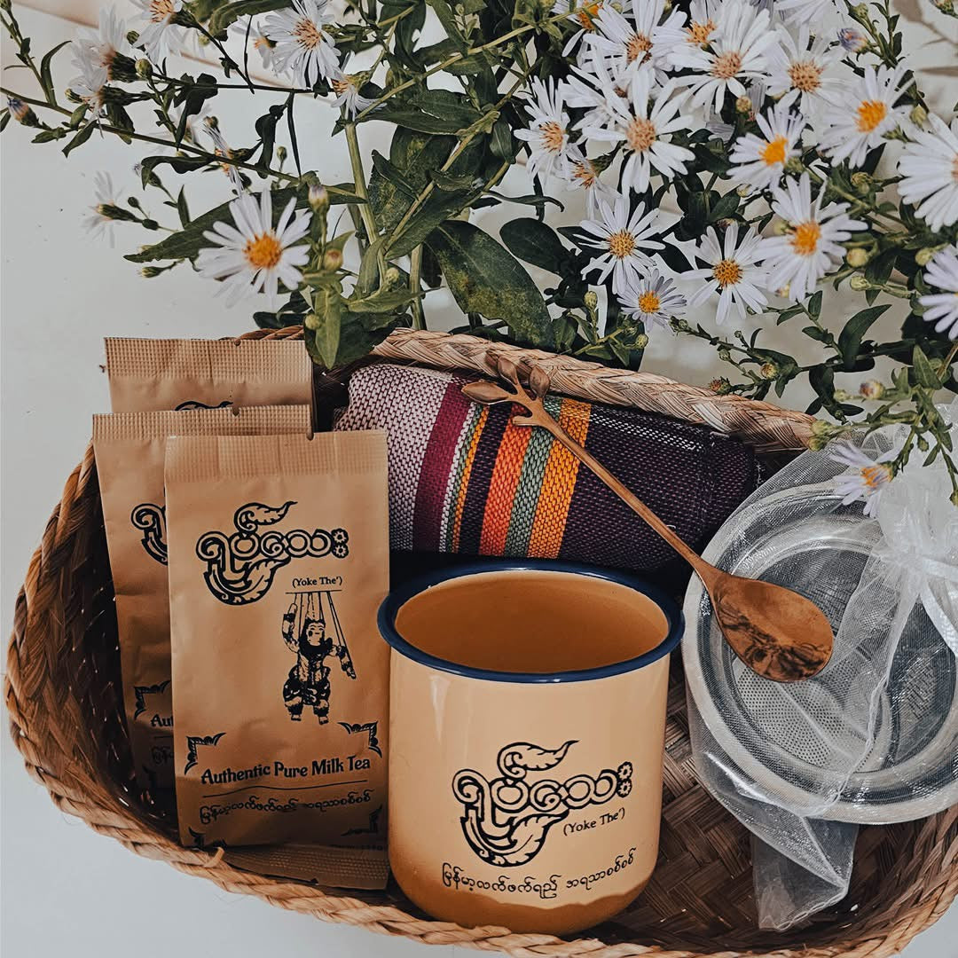 ရုပ်သေး လက်ဖက်ရည် (Myanmar Milk Tea)