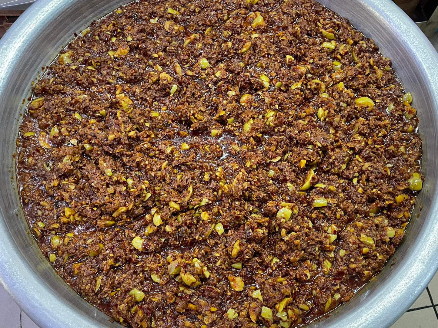 မရမ်းသီးငပိကြော် (650g)