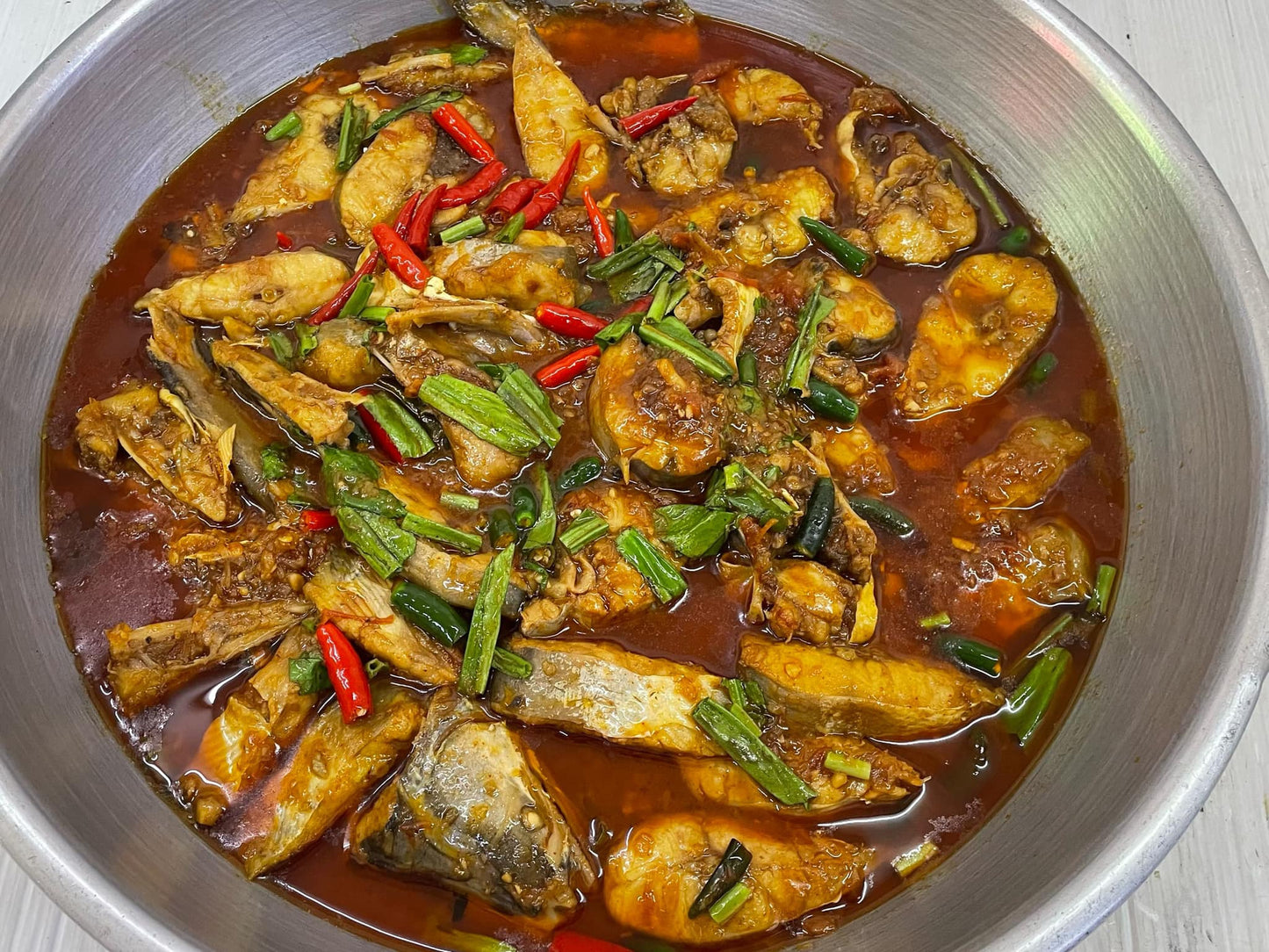 ငါးဘတ်ဆားနယ်ဆီပြန် (935g)