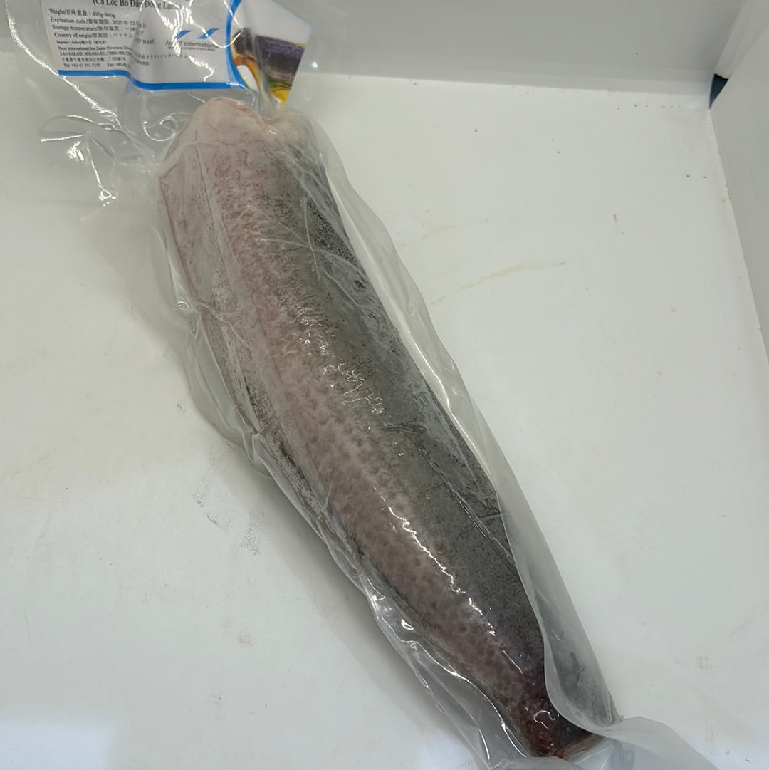 ငါးရံ့အကောင်လိုက် Snakehead Fish Whole