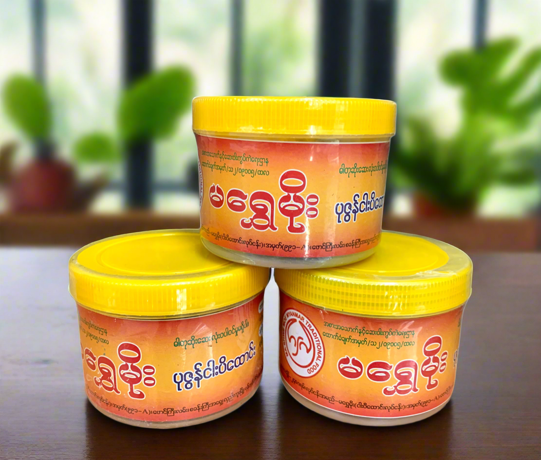 မရွှေမိုး ပုဇွန်ငါးပိထောင်း 240g (အဝါရောင်)