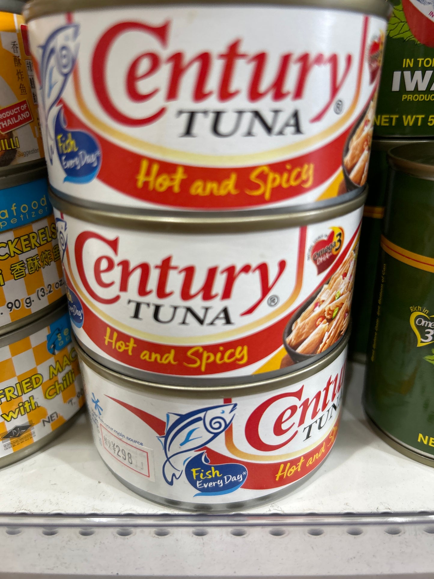 Century Tuna (Hot and Spicy) センチュリーツナフレーク ホット&スパイシー