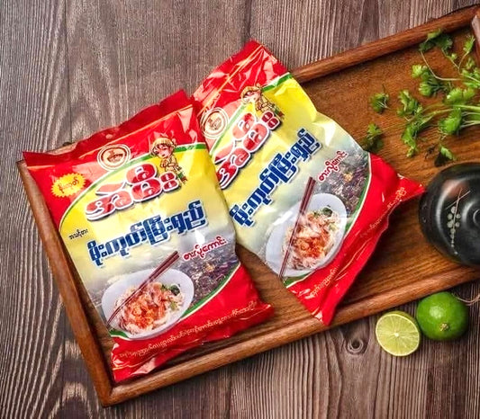 အဲမီး မိုးကုတ်မြီးရှည်