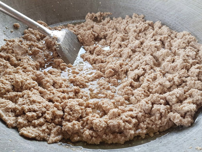 ပန်းခရေ နှမ်းဖတ်ချဉ်သုပ်